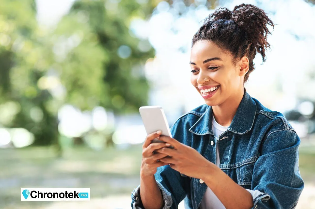 How to Download and Clock-in with the Chronotek Mobile App